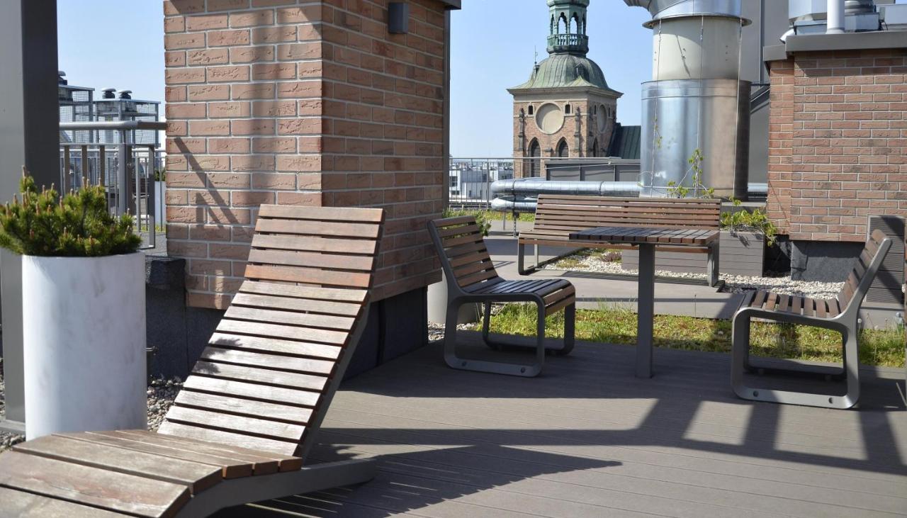 Roof Terrace Old Town Apartments With Private Parking 格但斯克 外观 照片