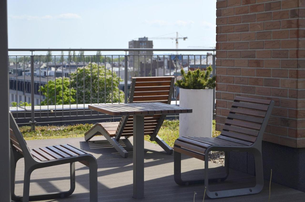 Roof Terrace Old Town Apartments With Private Parking 格但斯克 外观 照片